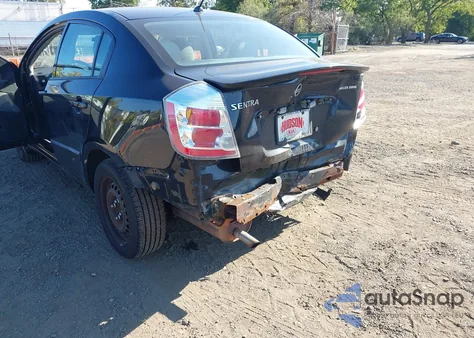 2011 Nissan Sentra 2.0S from USA, damaged, VIN 3N1AB6AP4BL666364
